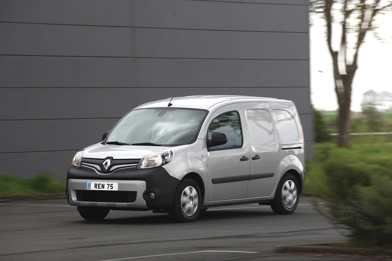 2020 Renault Kangoo Maxi review - Drive