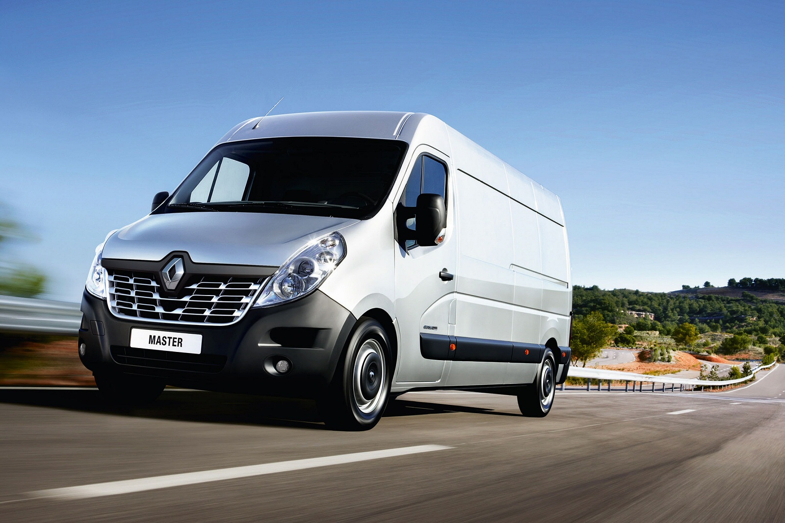 Renault Master Reviews