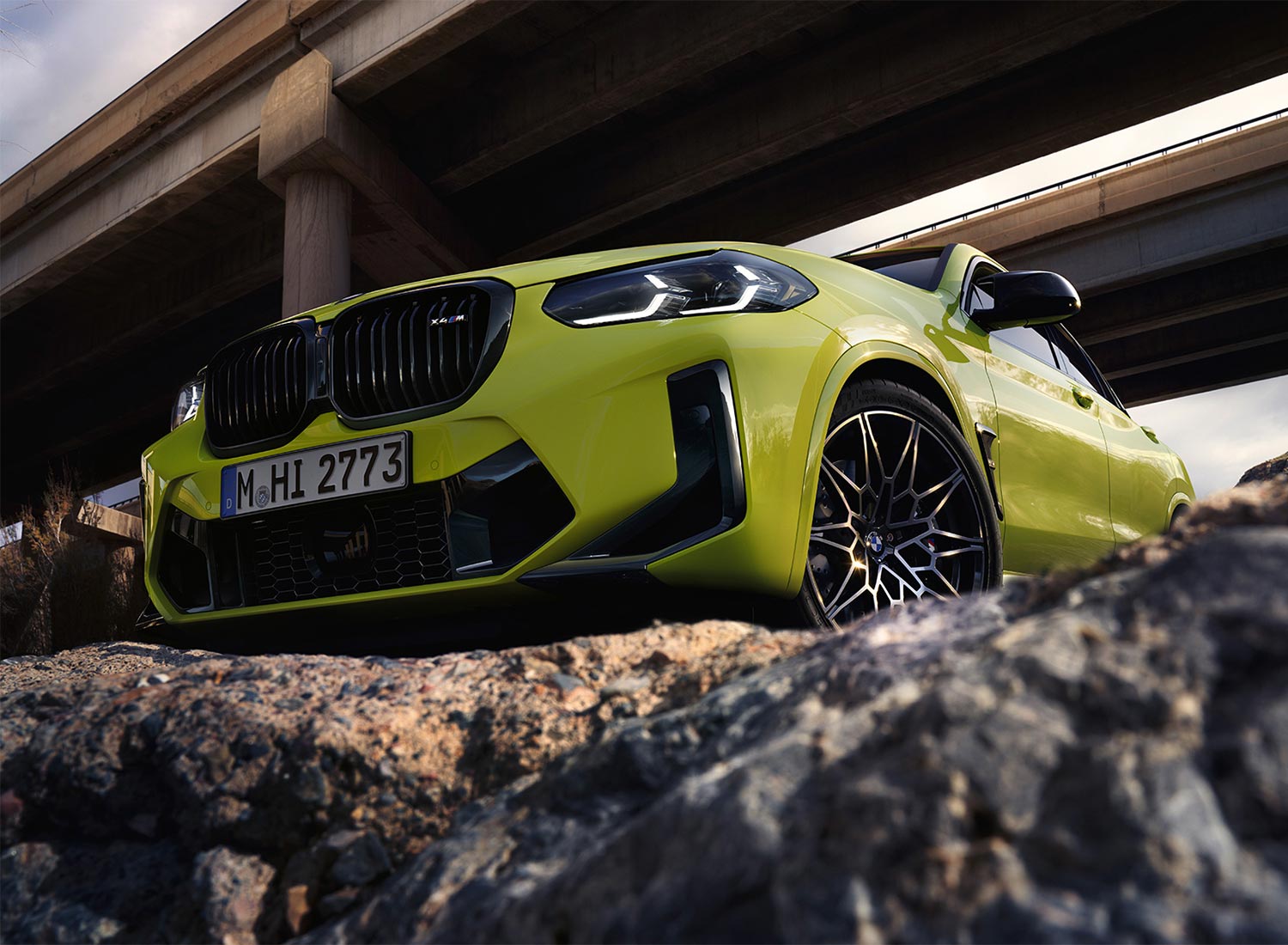 BMW X4M 03