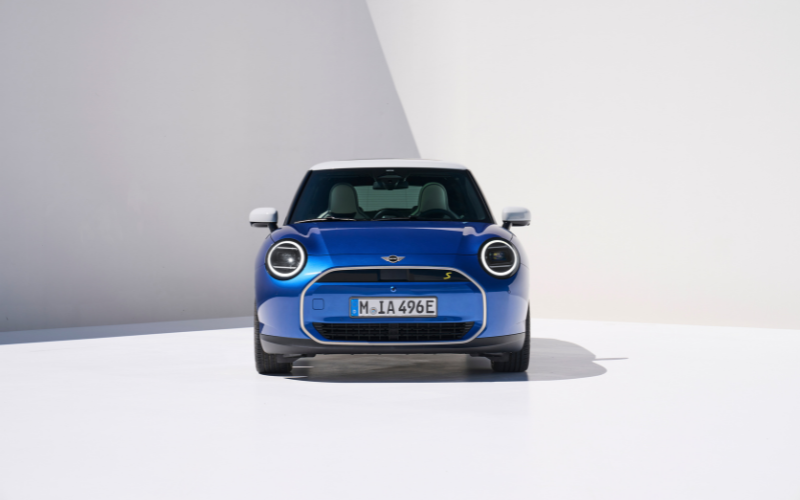 MINI Cooper Electric front view