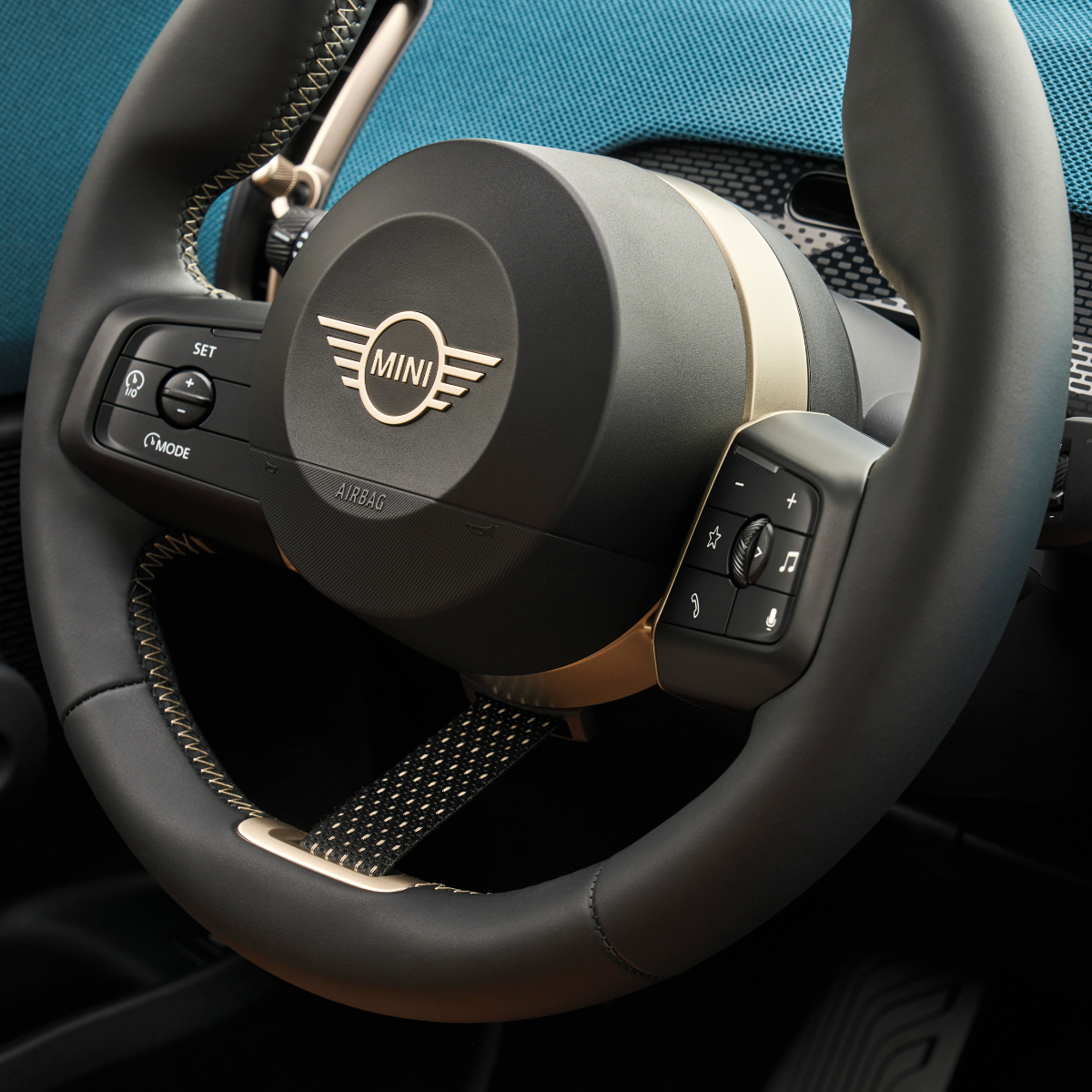 MINI Countryman steering wheel