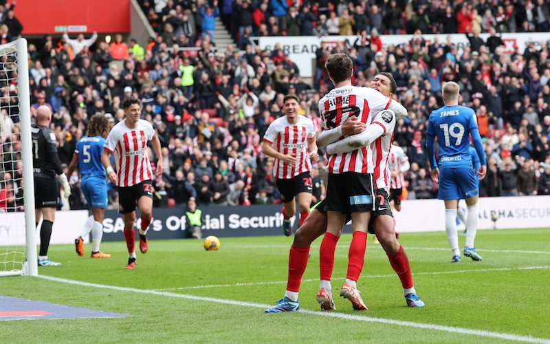 Sunderland Reclaim Top Six Slot