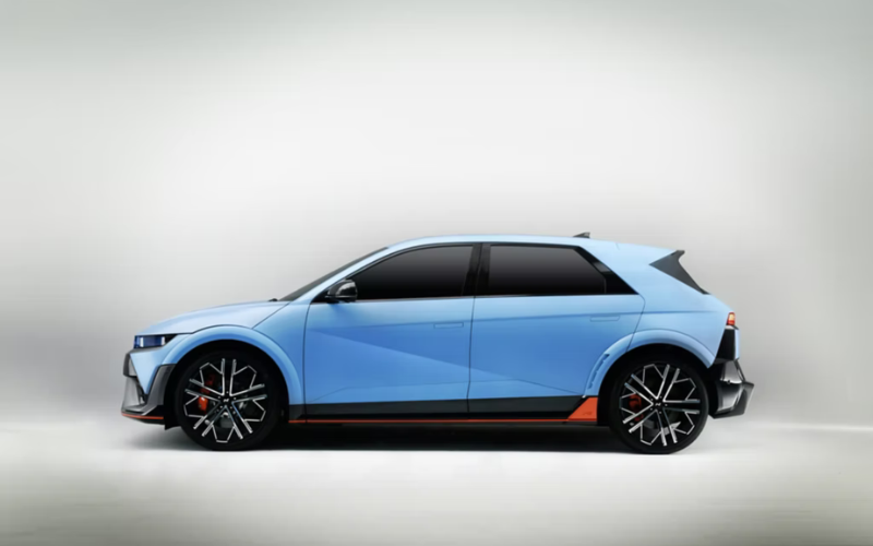 Sideview of Hyundai IONIQ 5 N