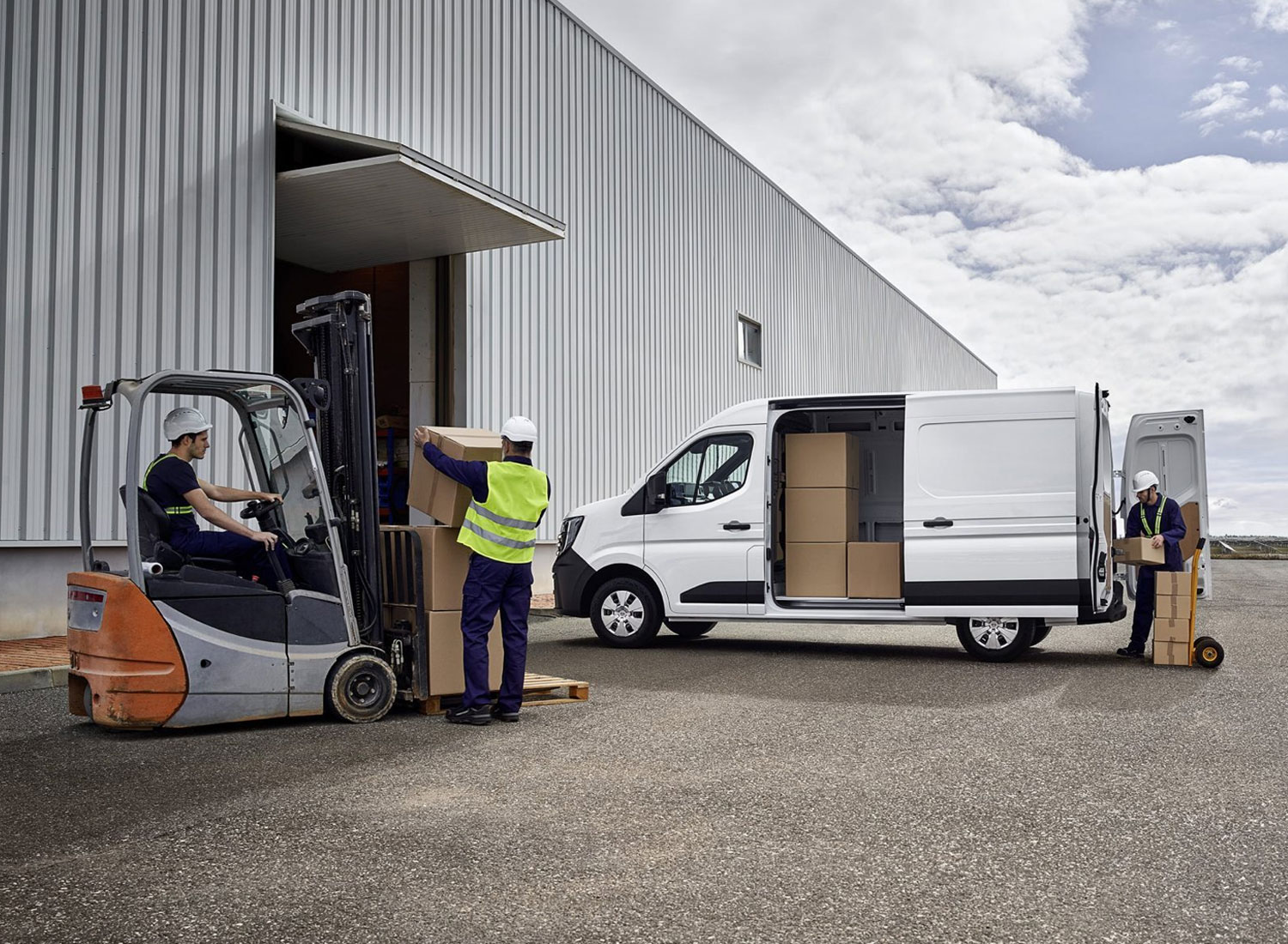 Nissan Interstar 03 BSM