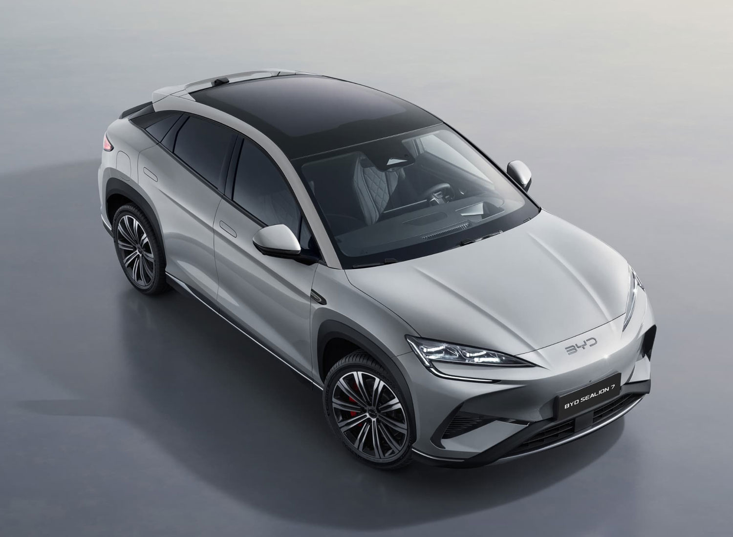 BYD Sealion 7 01