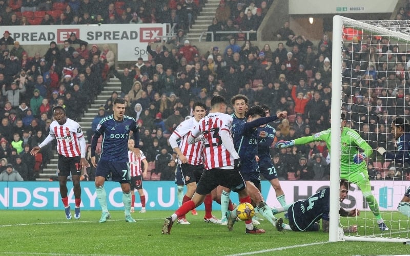 Sunderland Remain Well Placed After Leeds Success