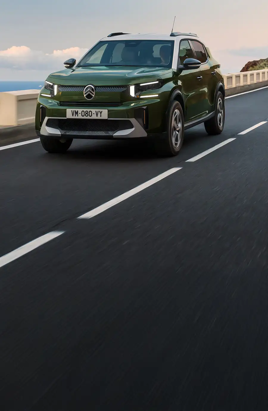 Explore the new Citroen C3 Aircross