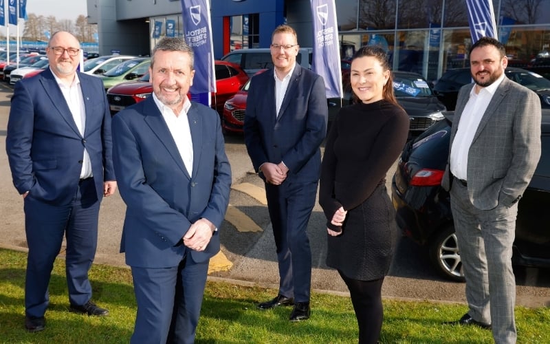 Vertu's Gloucester Ford Honoured With Prestigious Ford President's Award