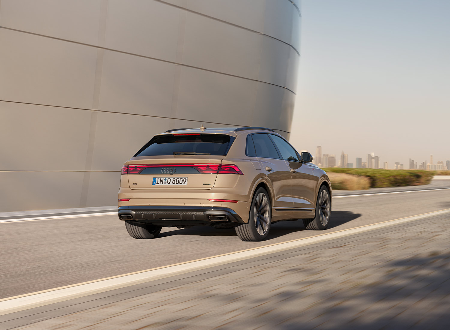 Audi Q8 01