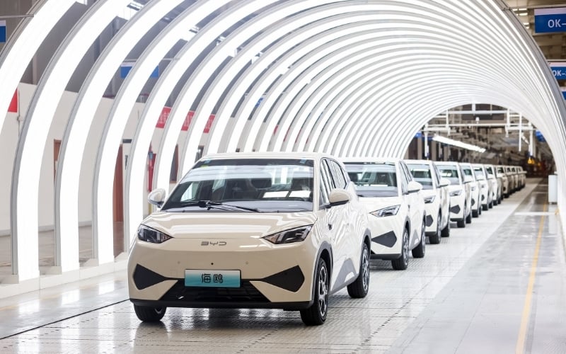 BYD Hits Production Landmark With Dolphin Surf