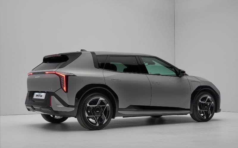 Kia EV4
