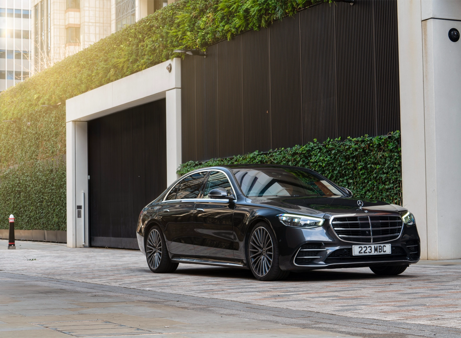 Mercedes-Benz S-Class 01