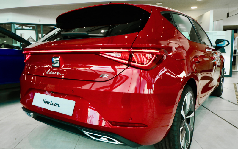 leon exterior