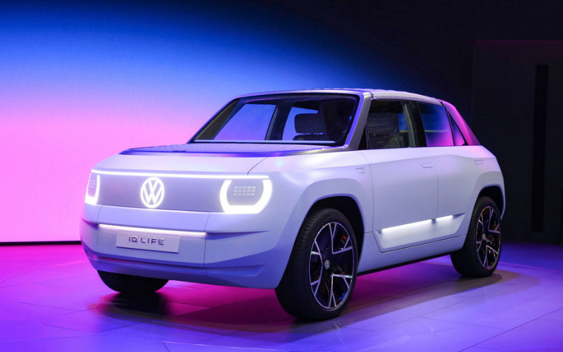Volkswagen Reveals Entry-Level Electric ID. LIFE Concept