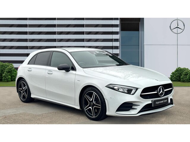 2022 Mercedes-Benz A-Class 1.3 A200 AMG Line Executive Edition Hatchback 5d 7G-DCT