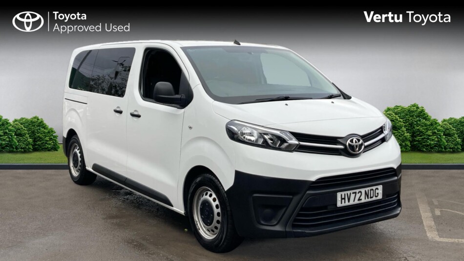 2022 TOYOTA PROACE VERSO